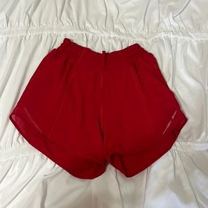 worn twice, Lululemon Hotty Hots size 2 Tall length 4”